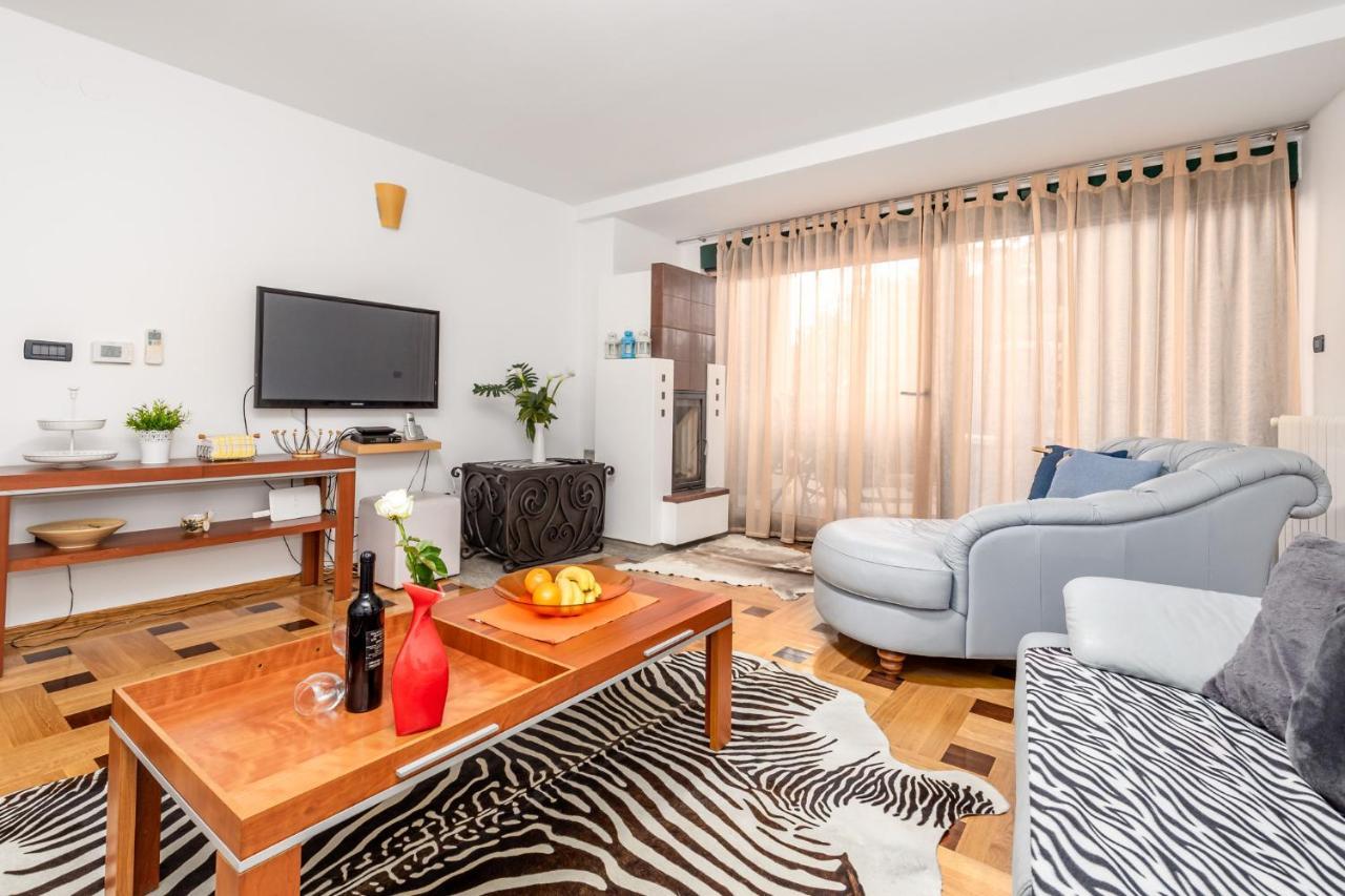 Lux Apartmani オパティヤ エクステリア 写真