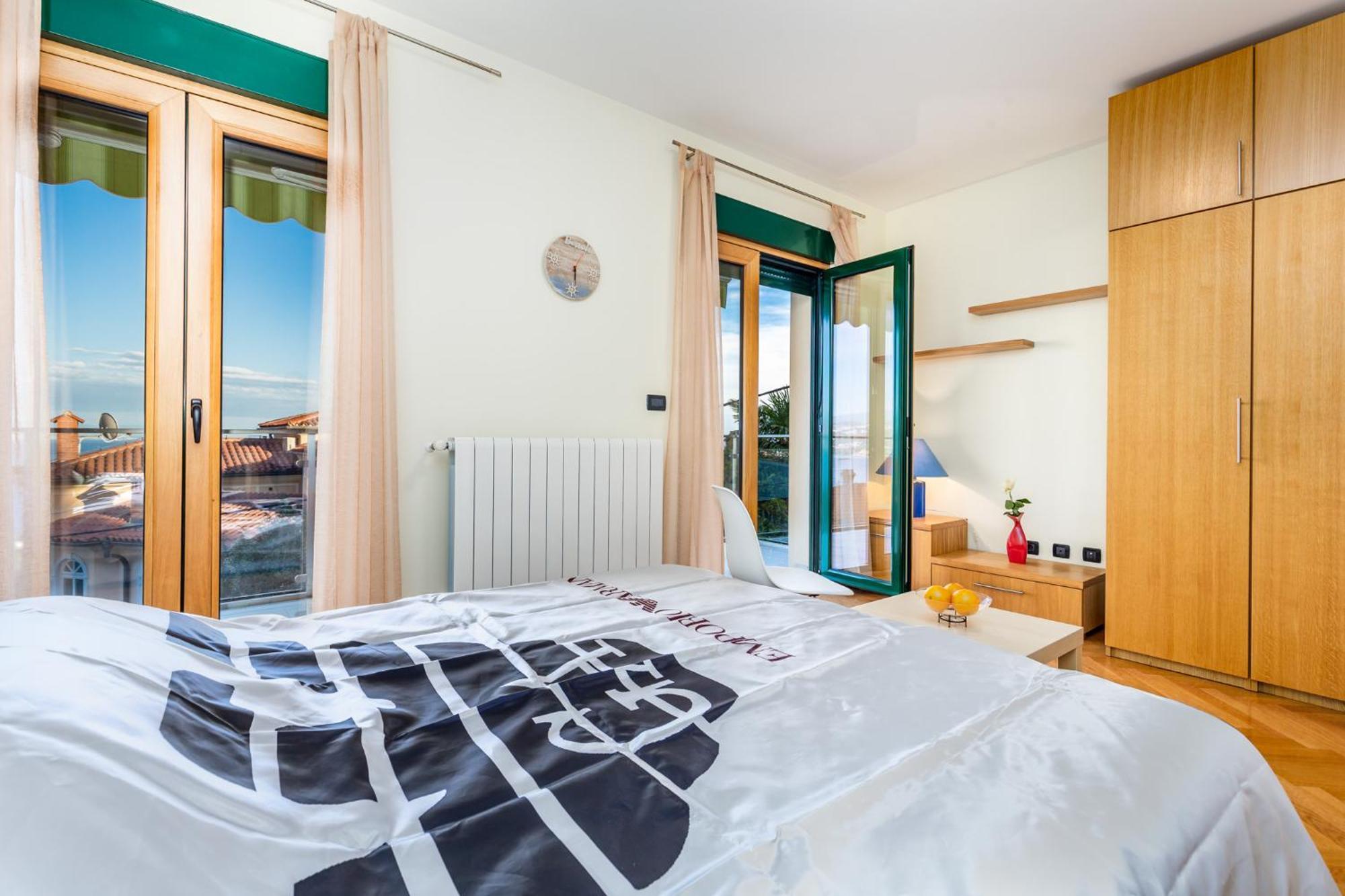 Lux Apartmani オパティヤ エクステリア 写真